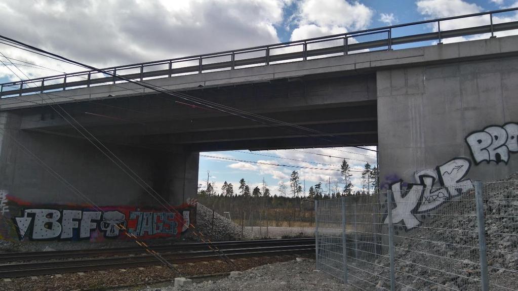 Figur 7: Bild på bron från sidan i Katrineholm [foto: Larsson N]