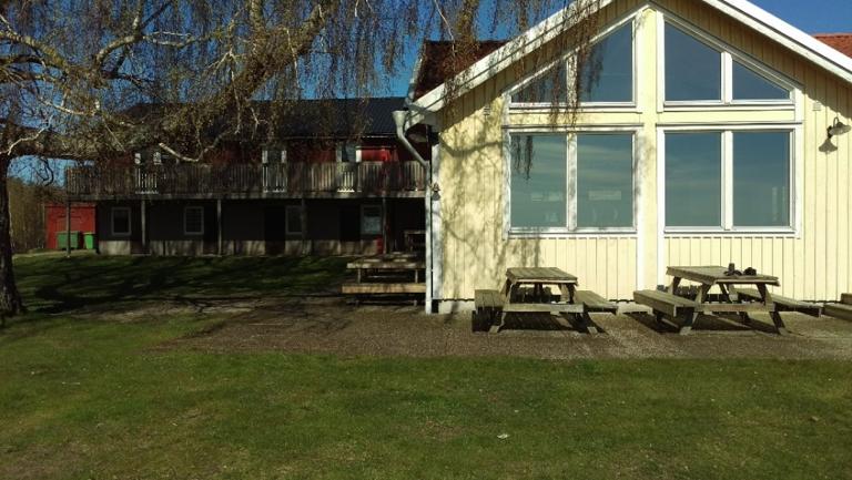 -5 Södra Dal RÖRVIKSGÅRDEN Rörviksgården Snart drar Rörvikssäsongen igång på allvar.