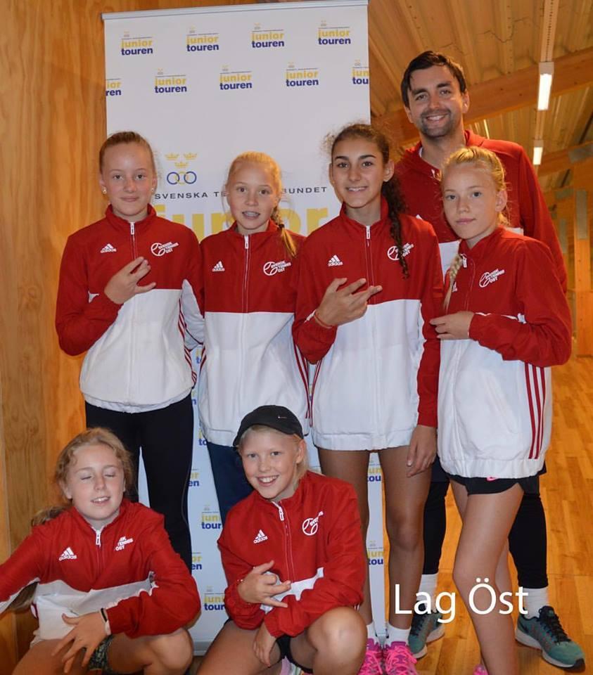 Regionspelet Sofias Cup för flickor 2 spelades i Smedslättens Lawn Tennisklubb.