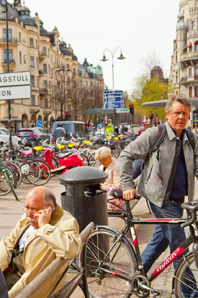 Dyster framtidstro bland Stockholms hushåll Nulägesbilden av svensk ekonomi bland Stockholms hushåll försvagas under årets andra kvartal.