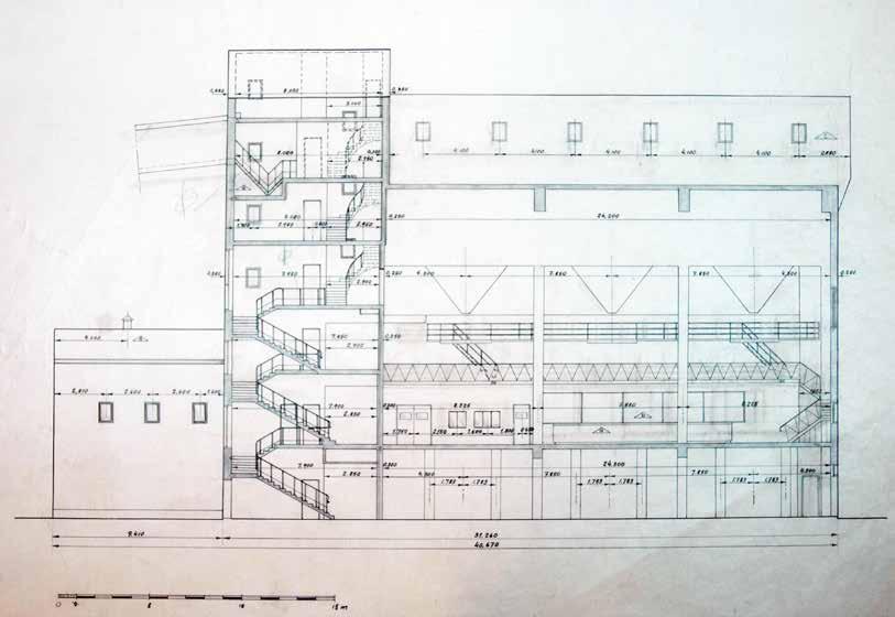21 Ångkraftcentral 3 2 1 Bv 1 tr Byggnadshistoria Ursprunglig utformning Ångkraftcentralen byggdes i flera etapper mellan åren 1948 och 1952. Arkitekt var Åke Tengelin och konstruktörer var J&W.