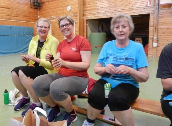 Gymnastik Äntligen dags för gympaträning igen! Hösten närmar sig och vi är på väg in i en ny termin med gymnastiksektionen.