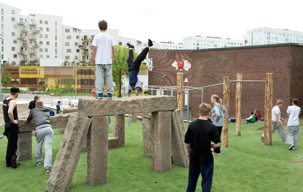 Exempel på urbant friluftsliv, parkour i poistivparken Foto: Peter Svenson Kultur som bidrar till aktivitet Kulturupplevelser i naturmiljö ska prioriteras för att stimulera till