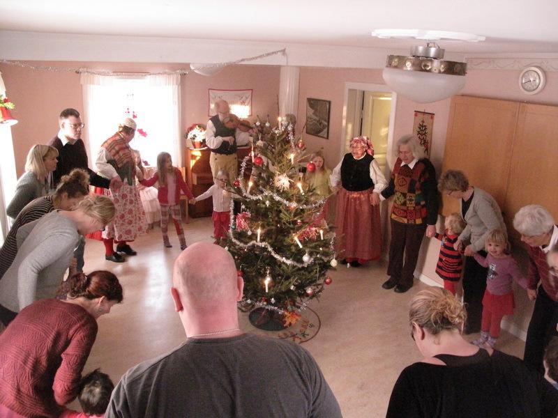 Snart är det dags för lekledningarna i Januari så boka inte in något annat under lördagar eller söndagar. Lekkommittén har skickat ut förfrågan om lekledningar till sex olika företag/ föreningar.