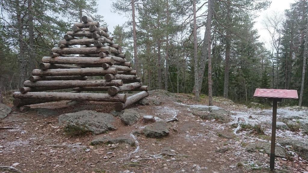 Vårdkasen Mäktig i all sin enkelhet Knappt fyra