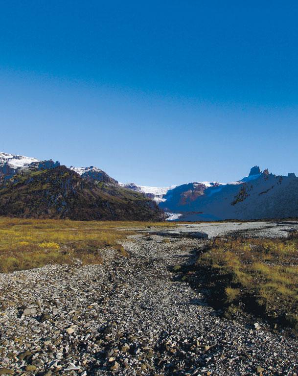 Bændablaðið Fimmtudagur 26. febrúar 2015 13 Á leiðinni til útlanda? 2 manna herbergi 9.000 9000 0 kr k www.bbguesthouse.is Dekkjainnflutningur 15% afsláttur af öllum dekkjum til 15.