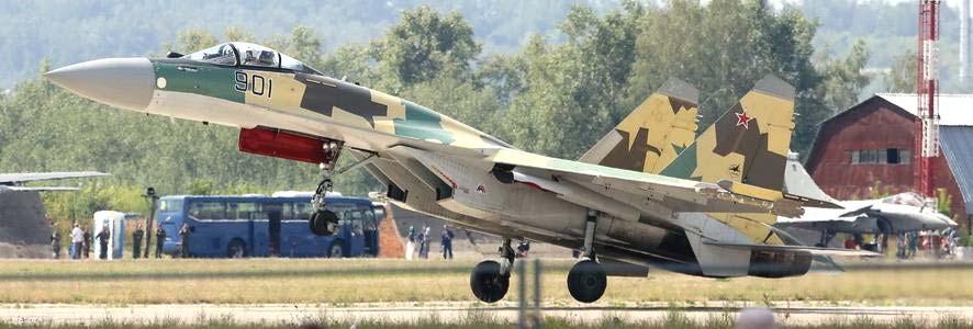 Su-35 #901 precis innan sättning efter flyguppvisningen.