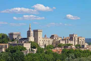 Njut av sceneriet som passerar revy längs flodbankarna och koppla av ombord. Dag 5 28 okt Avignon Avignon är värd för dagens stopp.