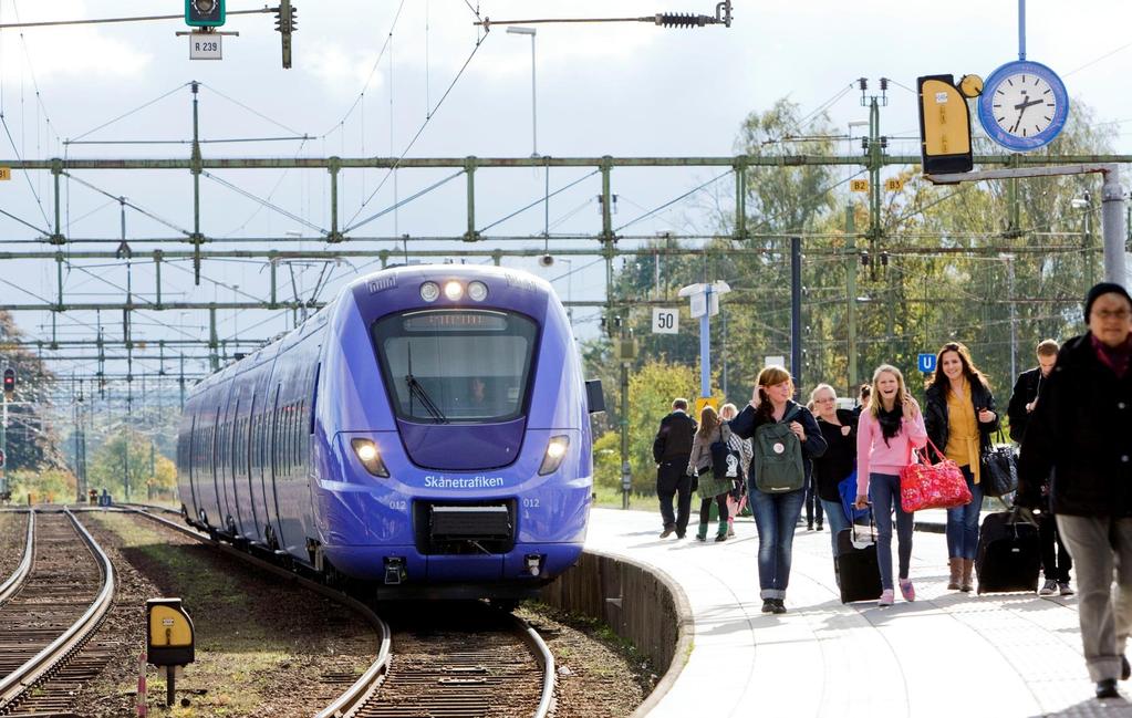 Stationer En viktig förutsättning för tågtrafiken är attraktiva stationer med tillräcklig kapacitet för att hantera trafik och resenärer.