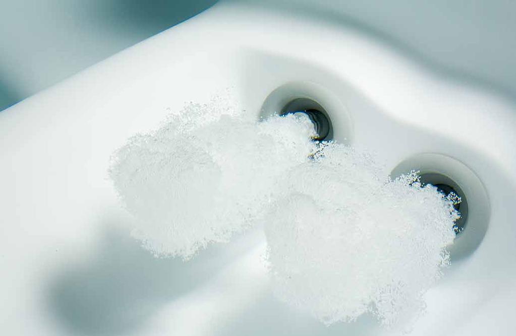 Test Spabadets ph-, alkalinitets- och desinfektionsvärden måste regelbundet testas, för att säkerställa vattnets kvalité.