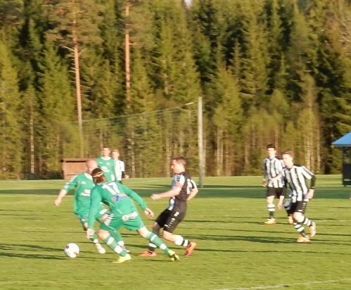 Forserums IF - Höreda GIF 1-1 (0-1) Höreda: Christian Berg - Oscar Hermodsson, Jakob Guistafsson, Hugo Titus, Isac Roos - Jonatan Herbertsson, Johan Bråkenhielm, Viktor Jacobsson, Tomas Lovén - David