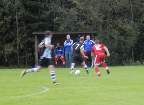 STARK HEMMASEGER AV HGIF 2015-09-04 22:01 HGIF tog i kväll en stark seger när man hemmaslog topplaget Österbymo med 2-1. Samuel Svahn blev matchhjälte när han stod för segermålet i andra halvlek.