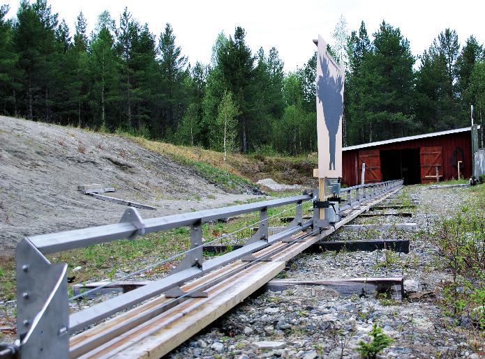 Moving Range 8000 Rälsmålsbana för 80 meters skytte. Anpassad för Sius Ascor eller andra automatmarkeringsystem. Kan även användas med vanlig älgfigur för markering med klisterlappar.