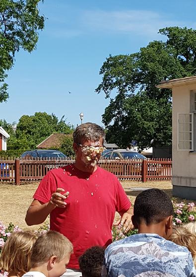 Tack! Sommarlycka som består Nu har sista tonerna från Sommarkyrkan 2018 ebbat ut, mitt livs första Sommarkyrka och jag känner för att skriva några rader.