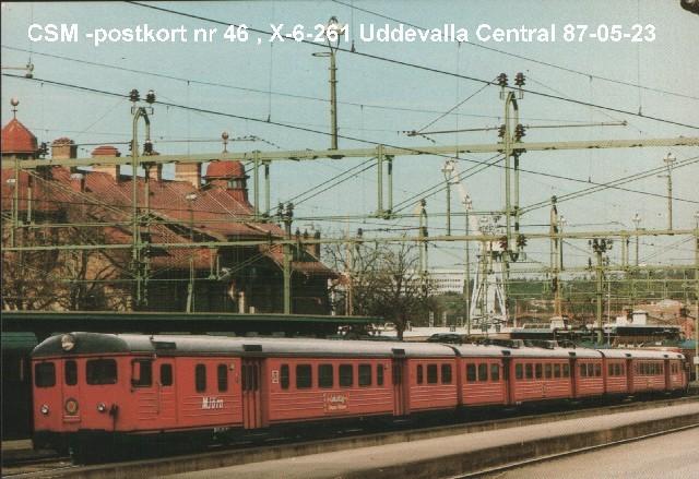 Nr46, motorvagnen på Uddevalla Central den 23.5.1987 på väg till museet. Nr.47, X6-261 Mjörn på museets område den 15.7.1987. Här kan man även se slottet Lichtenstein som blev museets firmans logo.