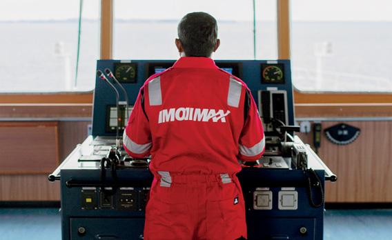 MILJÖ MILJÖ > MINSKAD BRÄNSLEFÖRBRUKNING BELÖNAS Syftet med Stena Bulks program Energy Performance Race är att spara in bränslekostnader, minska utsläppen, och samtidigt engagera medarbetarna.