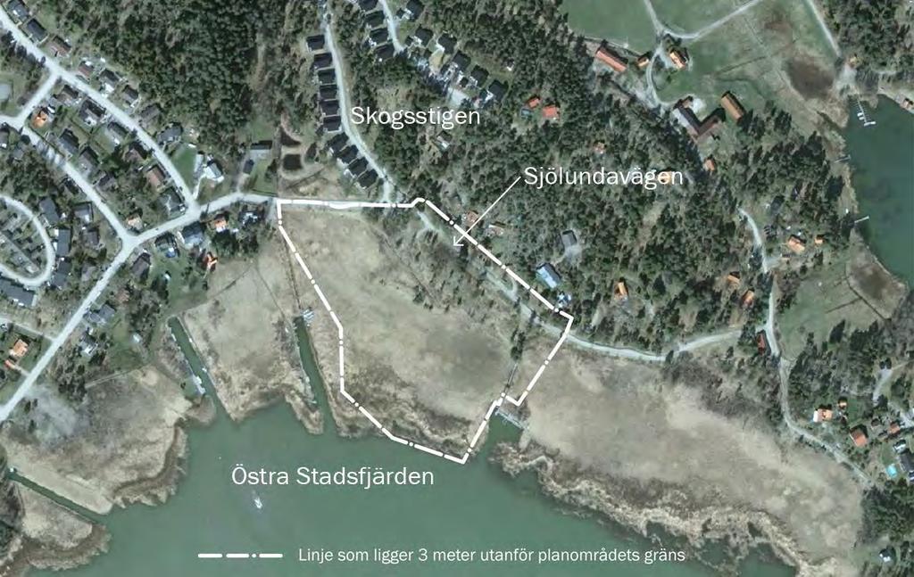 Detaljplan för Bostäder vid Sjölundavägen Datum Trosa kommun 2016-10-25 Bild 2. Ortofoto över planområdet med planområdet markerat.