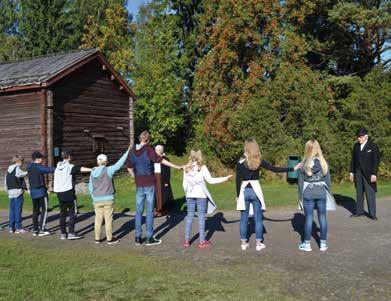 Under året hölls många tidsresor och pedagogiska program för skolklasser och övriga grupper på temat Finland 100 år.