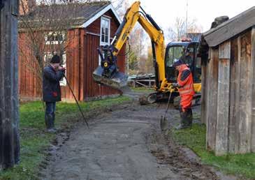 Byggnadsvård och underhåll på området Lanthandeln och skolan Under vårvintern gjordes en omfattande reparation i Lanthandeln där golvet varit angripet av fukt.