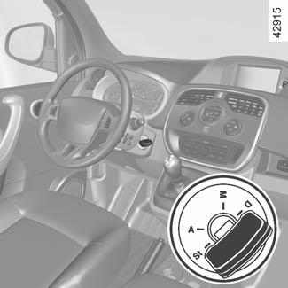 INKÖRNING/RATT- OCH TÄNDNINGSLÅS Inkörning Bensinversion Upp till 1 000 km, kör inte fortare än 90 km/h på den högsta växeln.