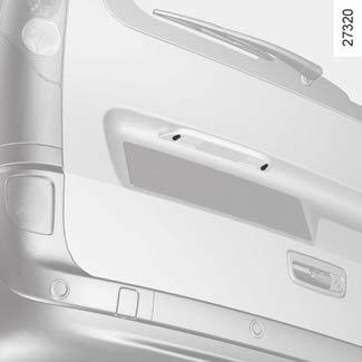 BAKLJUS: Lampbyte (3/3) 9 10 Nummerskyltsbelysning Skruva