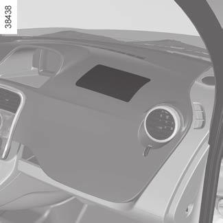 Kompletterande krockskyddssystem till bilbälten fram (2/3) Förar- och passagerarkrockkuddar fram Den finns på förarplatsen fram och beroende på bil även på passagerarplatsen fram.