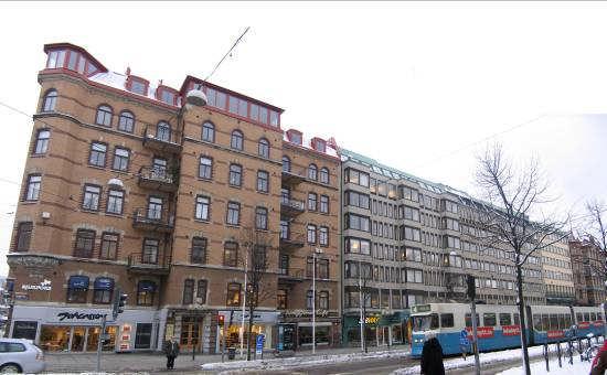 Historien är tydligt avläsbar både vid Avenyn och längs Teatergatan. Kv 52 Borgeby Kv 57 Örbyhus Kv.