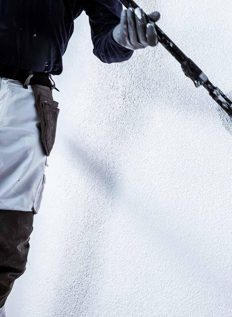 MÅLA PUTSFASAD PUTSFASAD HÅLLBAR OCH SJÄLVRENGÖRANDE Caparols fasadsystem är ett av Europas mest sålda system för målning av putsade fasader.