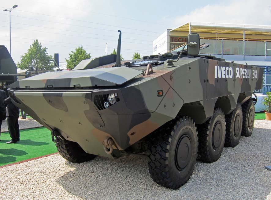 FÖRSVARSUTSTÄLLNINGEN EUROSATORY 2010 Pansarskyttebil Super AV Det italienska företaget Iveco premiärvisade sin nya pansarskyttebil Super AV.