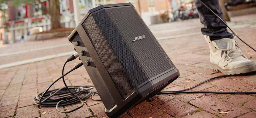 S1 Pro Redo att leverera. Var som helst. När som helst. Bose Professional introducerar S1 Pro Ett kraftfullt, allt-i-ett, PA-system. Ställbart i flera positioner, beroende på ditt behov.