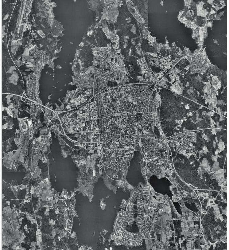 1981 2000 Byggnad uppförd under perioden 1981-2000 Under slutet av 1970-talet börjar en postmodernistisk arkitektur med blandade stiluttryck bli dominerande i nya byggnader.