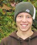 Vanligen börjar man med luftpistol och får därmed en lugn och väl avvägd övergång till krutskytte och högre skjutklasser, allt eftersom man utvecklas som skytt.