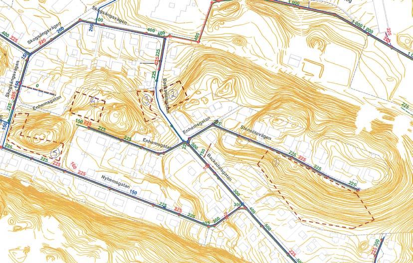 Enligt en geoteknisk undersökning 1 utgörs planområdet huvudsakligen av berg i dagen eller berg med ett tunt jordtäcke. Inom några områden återfinns friktionsjord och lera.