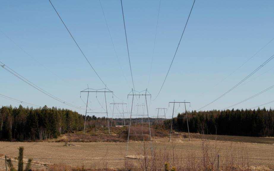 FCG DESIGN OCH PLANERING AB MÄRKENKALL VINDKRAFTSPARK 59 (87) Bild 12.1. Kraftledningsområdet i projektområdets södra del. 11.1.3.