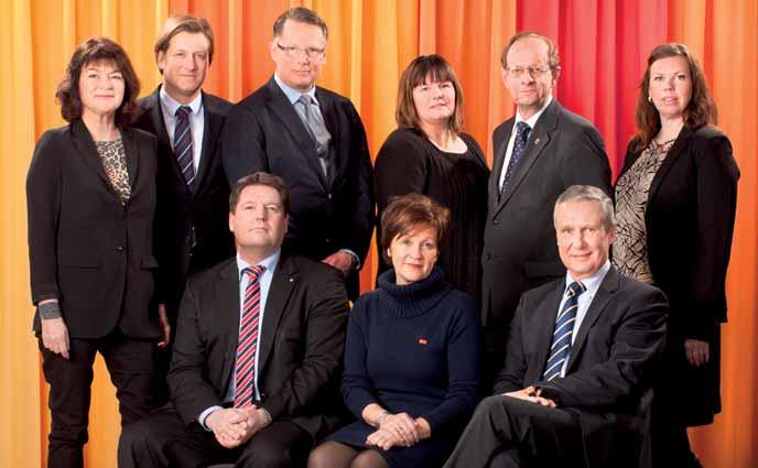 STYRELSEN 4 Styrelsen Pensionsmyndigheten har en styrelse med fullt ansvar, det innebär att styrelsen utgör myndighetens högsta ledning och ansvarar kollektivt för verksamheten.