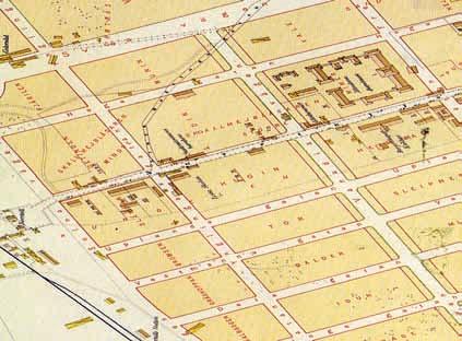 Mot seklets slut utvidgades staden ytterligare norrut mot nuvarande Norrtull och 1733 befästes denna tullplats med ett tullhuspar. Tullplatsen blev en viktig stadsentré för resande från Uppsala.