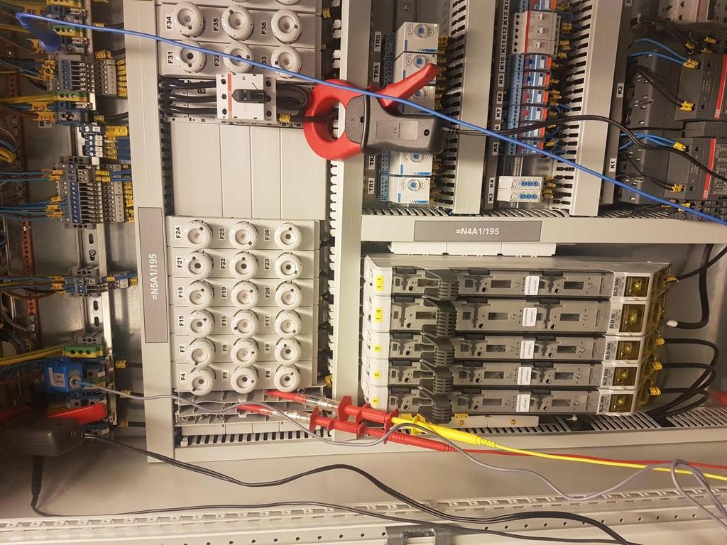 Figur 14, uppkoppling i rack.
