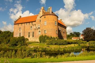 Från slott till koja - vandring i Torup Söndag 17 september kl.10.