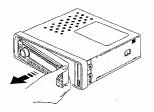 USB /SD /MMC-öppning och kodning RDS-funktion: PI (programidentifiering), TA (trafikmeddelande), PS (program servicenamn), PTY (programtyp), AF (lista på alternativa frekvenser), TP (trafikprogram)