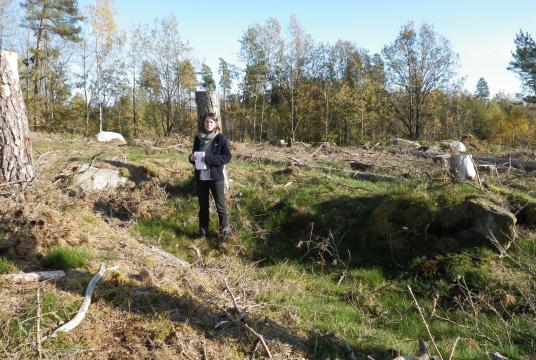 Kulturhistorisk motivering Miljön visar på ett kontinuerligt landskapsutnyttjande från stenålder fram till medeltid.