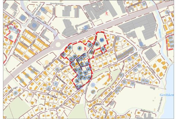 Kvarteret Lärkan som också stadsplanlades 1911 har kvar flera större, välbevarade fastigheter med tidstypisk sekelskiftes träpanelarkitektur med fina bearbetade snickeridetaljer.