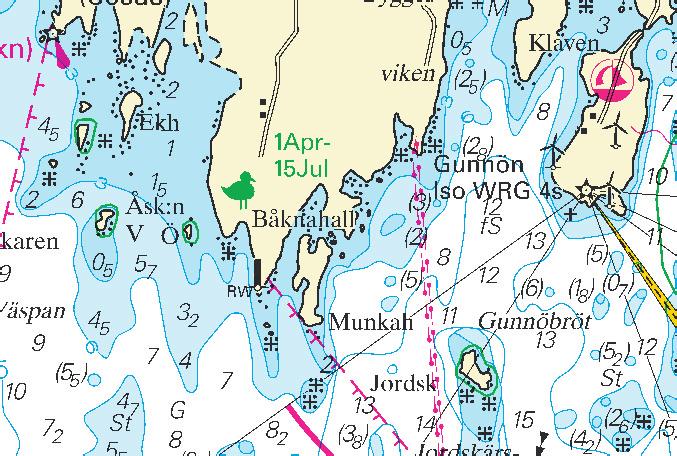 15 Nr 235 Södra Östersjön / Southern Baltic * 5255 Sjökort/Chart: 822 Sverige. Södra Östersjön. Mörrumsån. Elleholm. Båknahall. Fyr ändras till sjömärke.