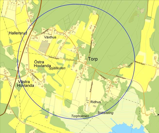 Trädallén till Hovlanda gård omfattas av biotopskydd. I övrigt finns inga kända naturvärden.