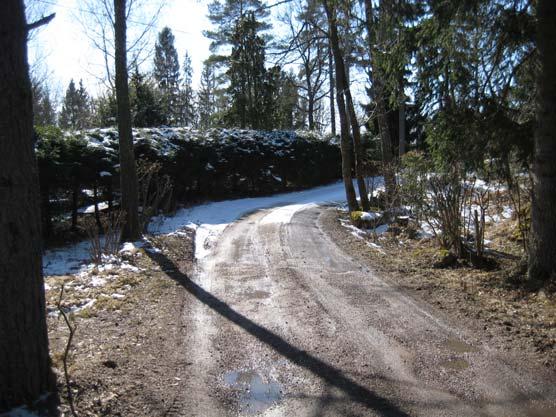 21 (25) Framkomlighet Framkomligheten utmed Roxenbadsvägen bedöms som relativt god.