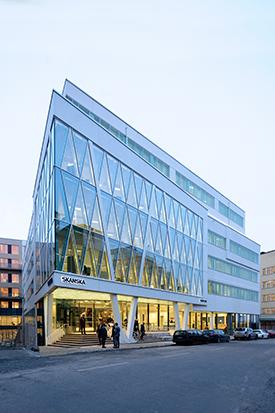 3 ANLÄGGNINGEN I ENTRÉ LINDHAGEN Entré Lindhagen är en kontorsbyggnad utvecklad av Skanska, med Skanska och Nordea som största hyresgäster. Byggnaden (Figur 3.1 och 3.