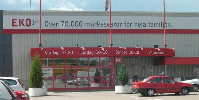 4(9) 202/2007 Runristaren 1 består av Eko:- som bedriver verksamhet i form av dagligvaruhandel. Fastigheten består även till stor del av service- och parkeringsytor.