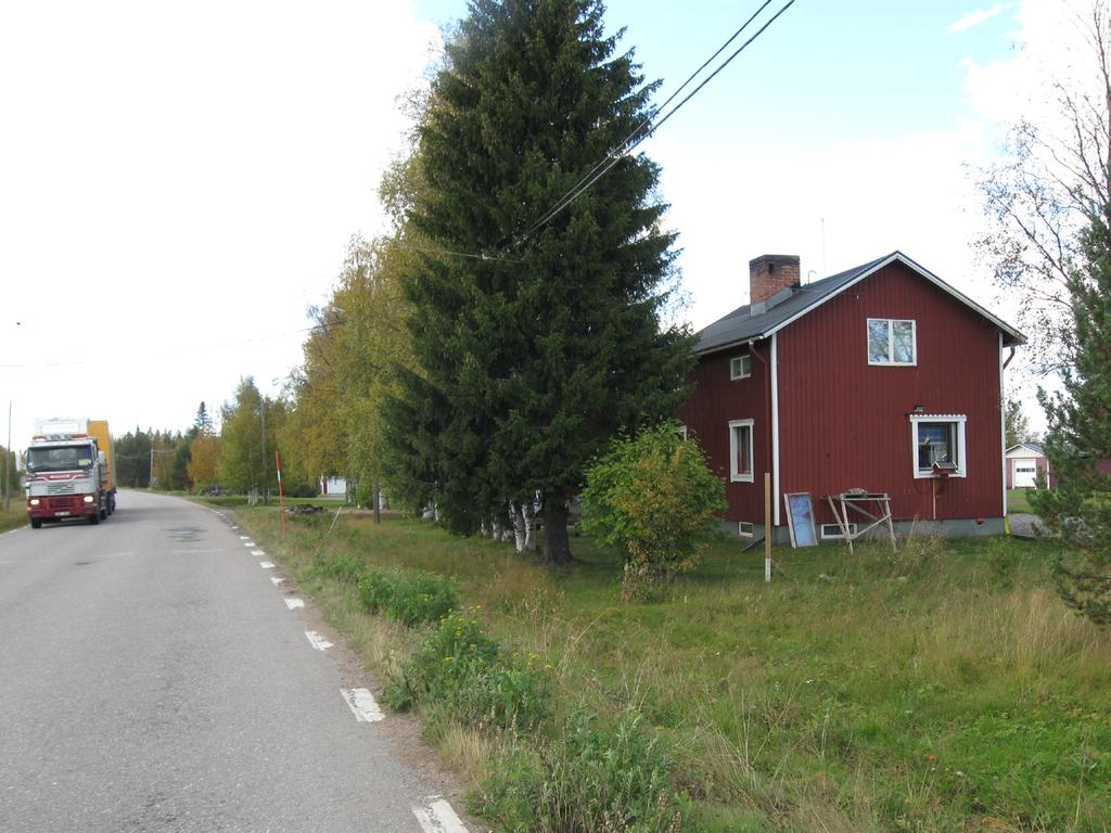 Den västra halvan av sträckan går ockeå genom ett mer sjörikt landskap, som blir särskilt tydligt kring Svappavaara.