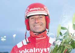 INFOMATE Infomaterna är placerade i pulikhall. Från dem kan du land annat skriva ut arfotainfo, strecklistor och odds. KONTANTUTTAG Uttagsautomat finns i pulikhall.