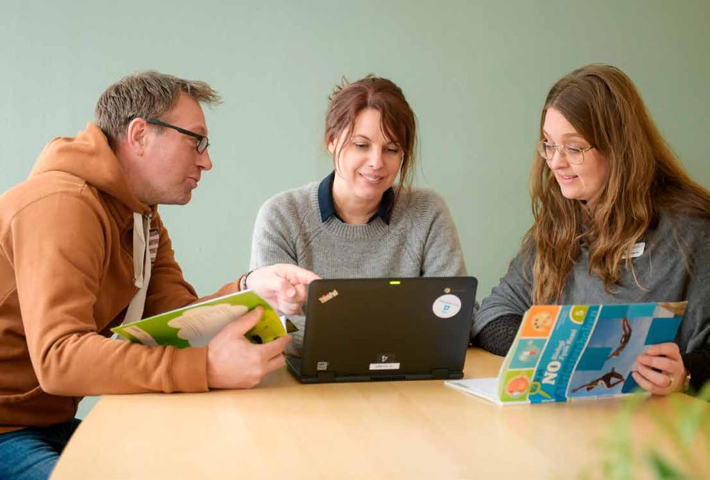 Mannbrink, Cecilia Bravo och Rickard Granberg för att prata om bingel. Skolan använder bingel regelbundet och som en naturlig del i undervisningen.