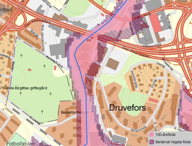 3 Översvämningsrisk För att studera områdets naturliga förutsättningar att hantera ett 100-årsflöde, har Portalen för översvämningshot (https://gisapp.msb.